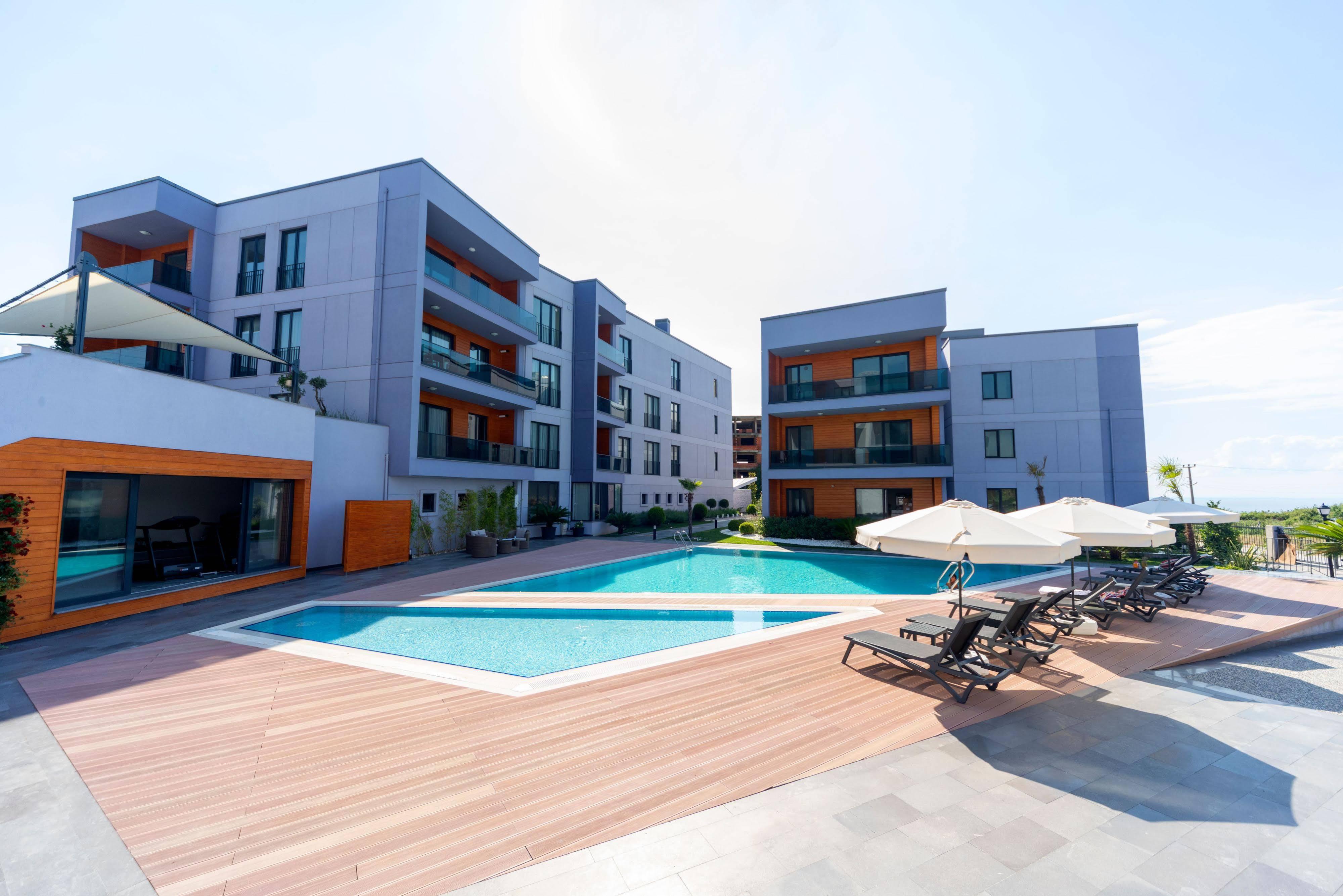 Green Hills Suites ยาโลวา ภายนอก รูปภาพ