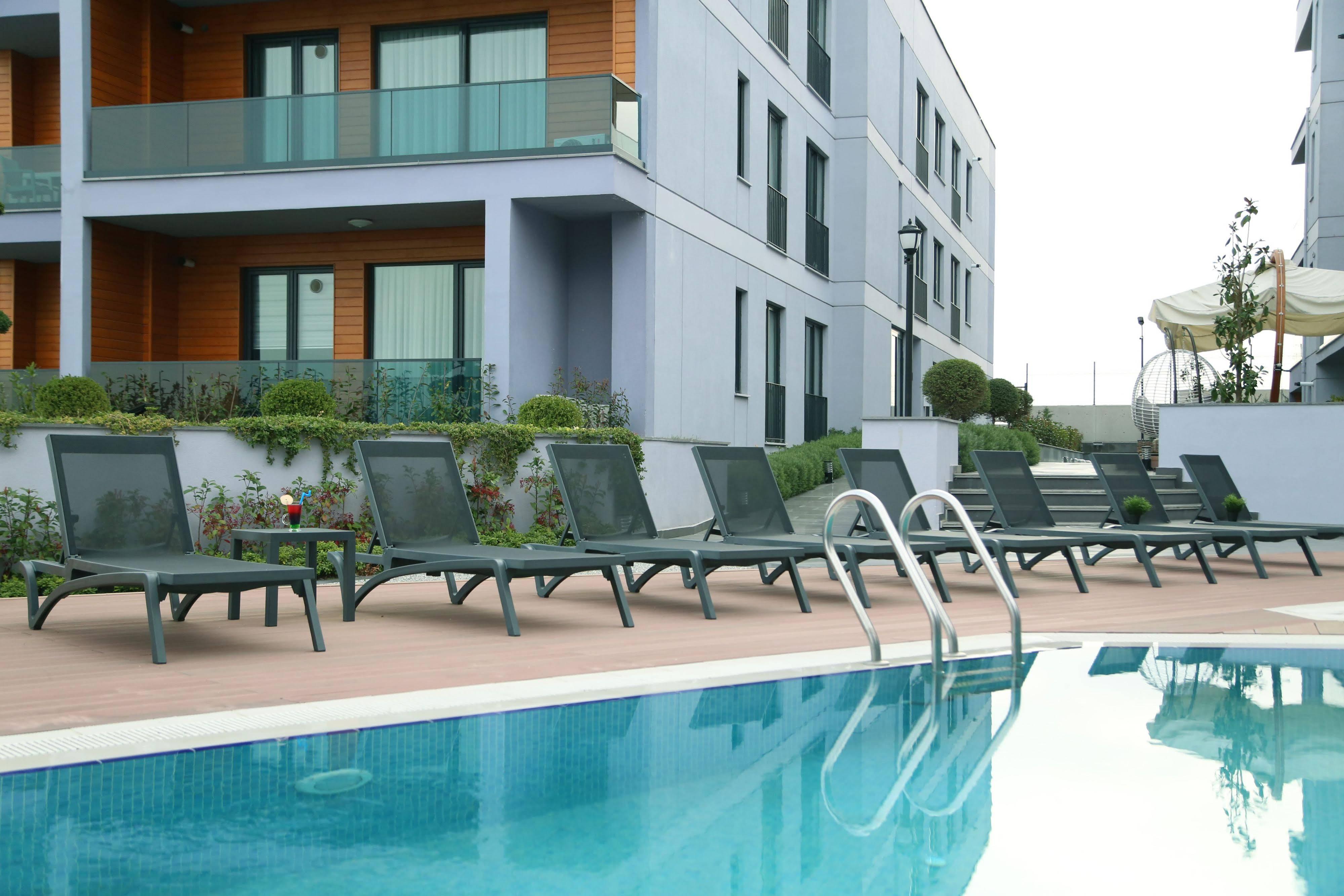 Green Hills Suites ยาโลวา ภายนอก รูปภาพ