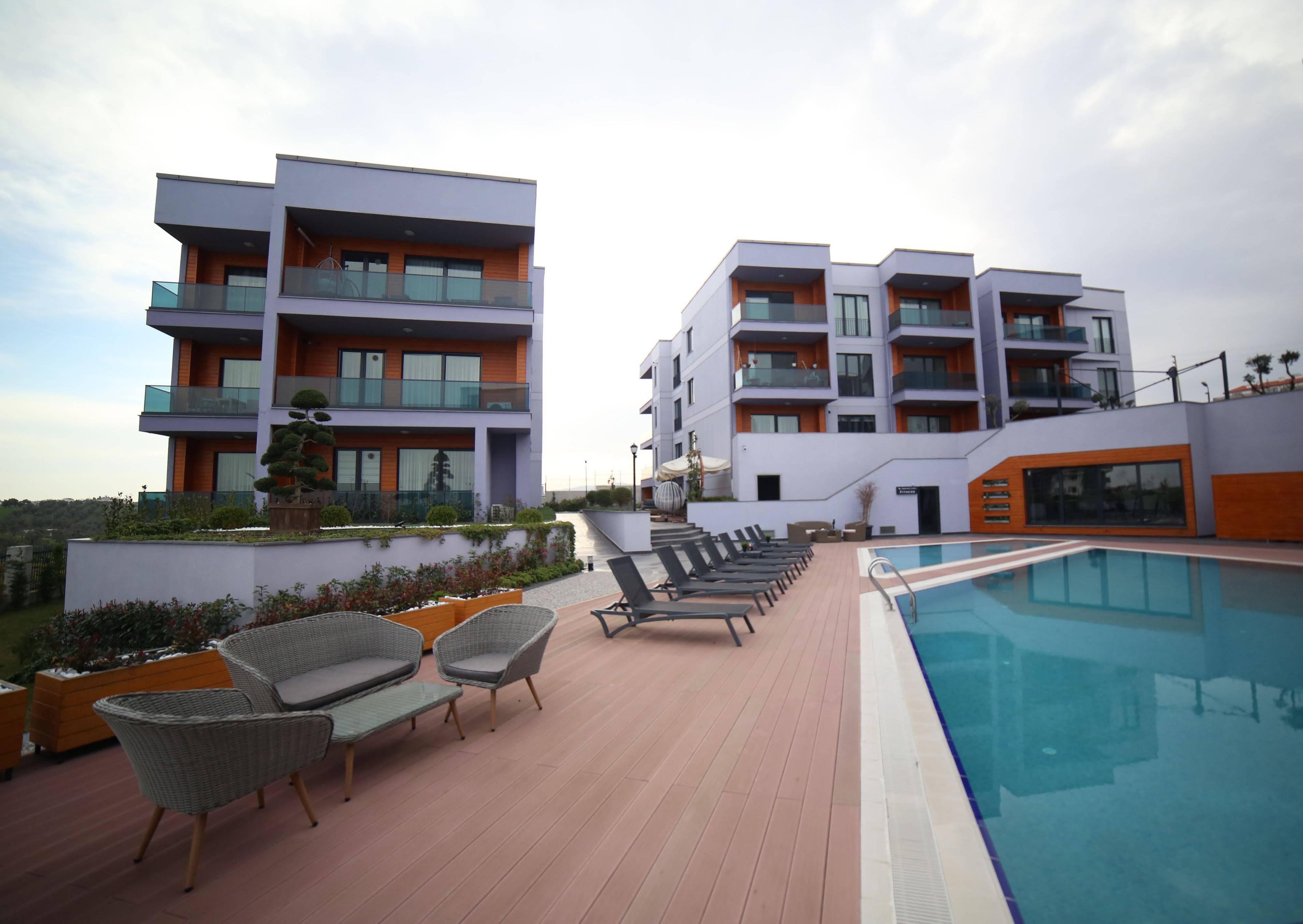 Green Hills Suites ยาโลวา ภายนอก รูปภาพ