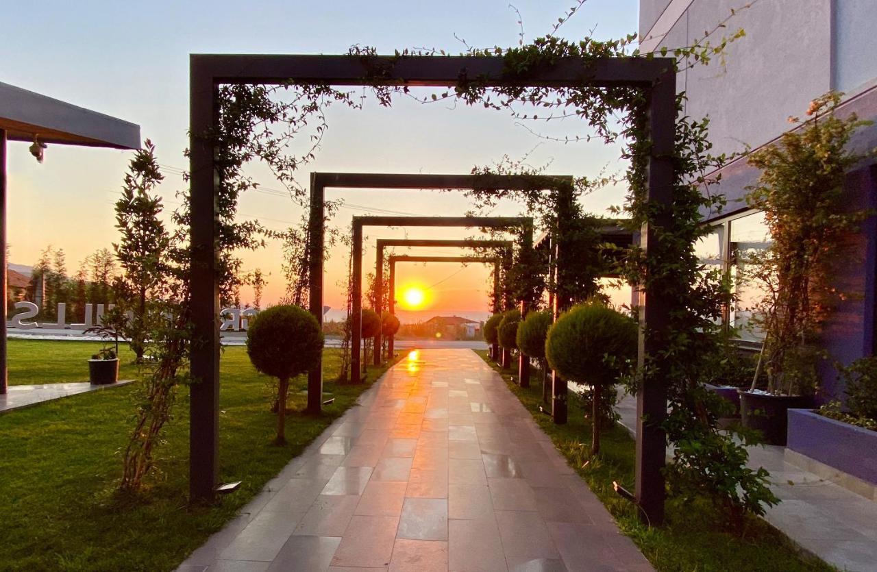 Green Hills Suites ยาโลวา ภายนอก รูปภาพ