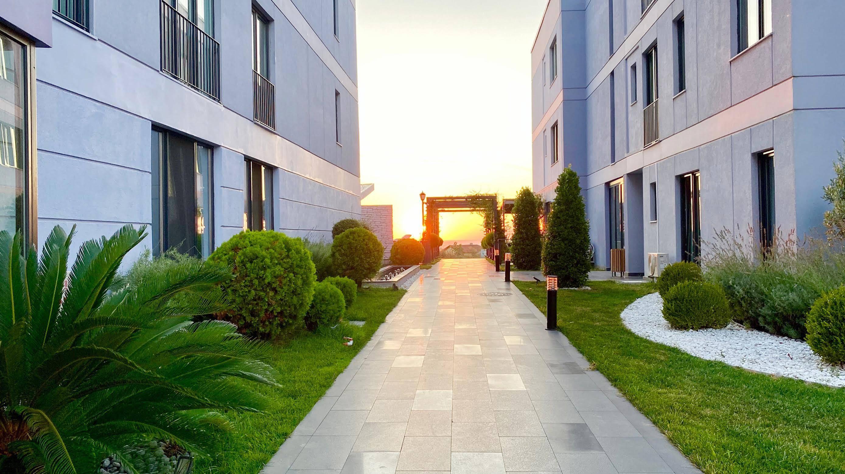 Green Hills Suites ยาโลวา ภายนอก รูปภาพ